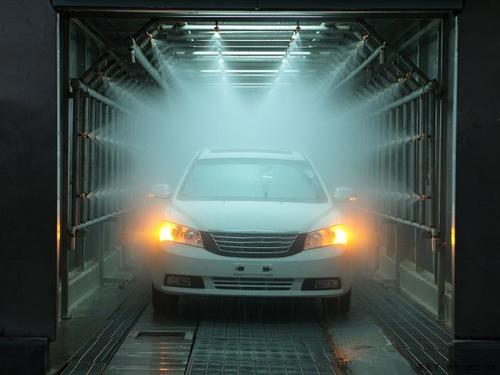 整車淋雨試驗室(圖1) 整車淋雨試驗室(圖1)